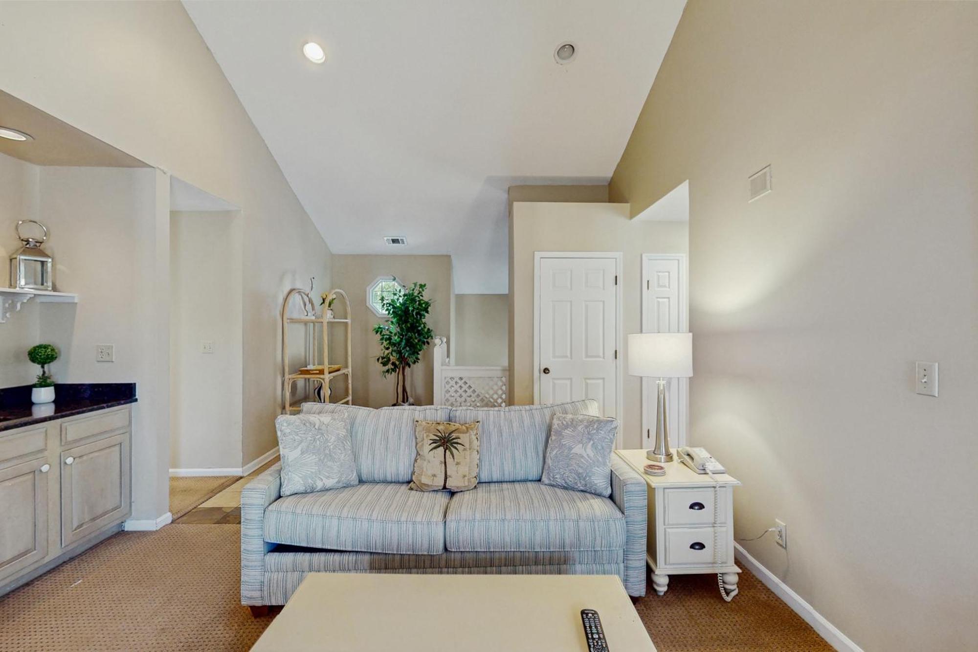Evian 285 Apartment Hilton Head Island Exterior photo